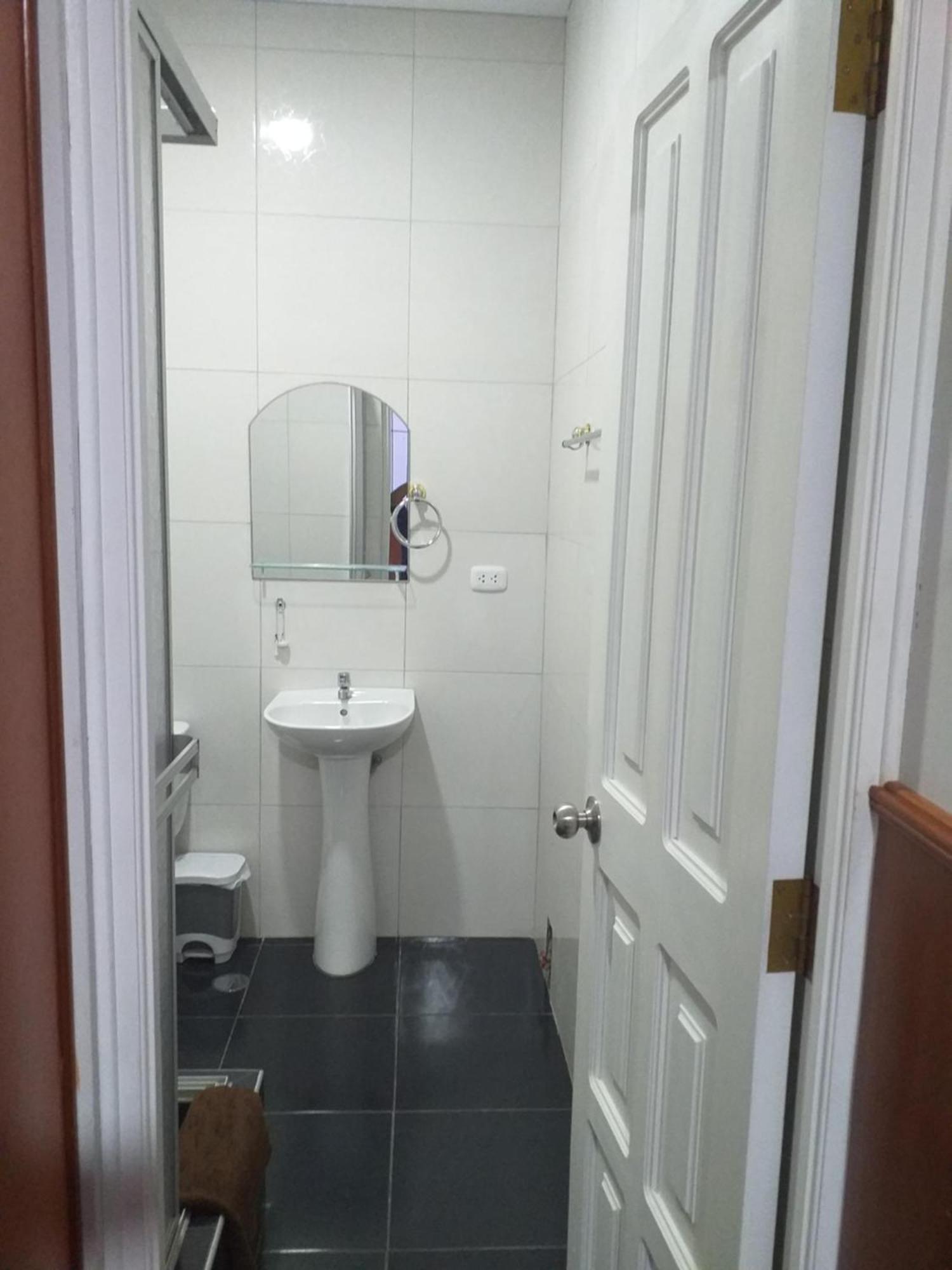 Hostal Vasco Tacna Exteriör bild